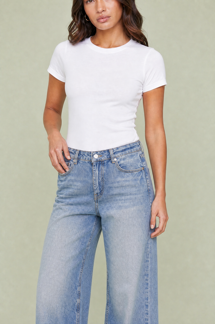 Blauer Jeans mit mittlerer Taille und weitem Schnitt