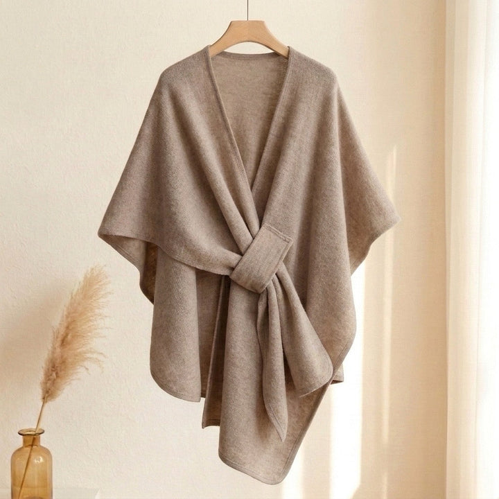 Langer Poncho Schal