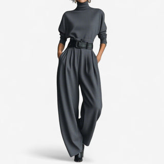 Doris™ Jumpsuit mit hohem Ausschnitt