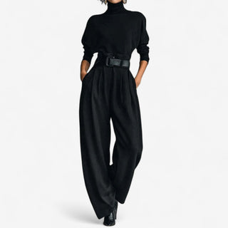Doris™ Jumpsuit mit hohem Ausschnitt