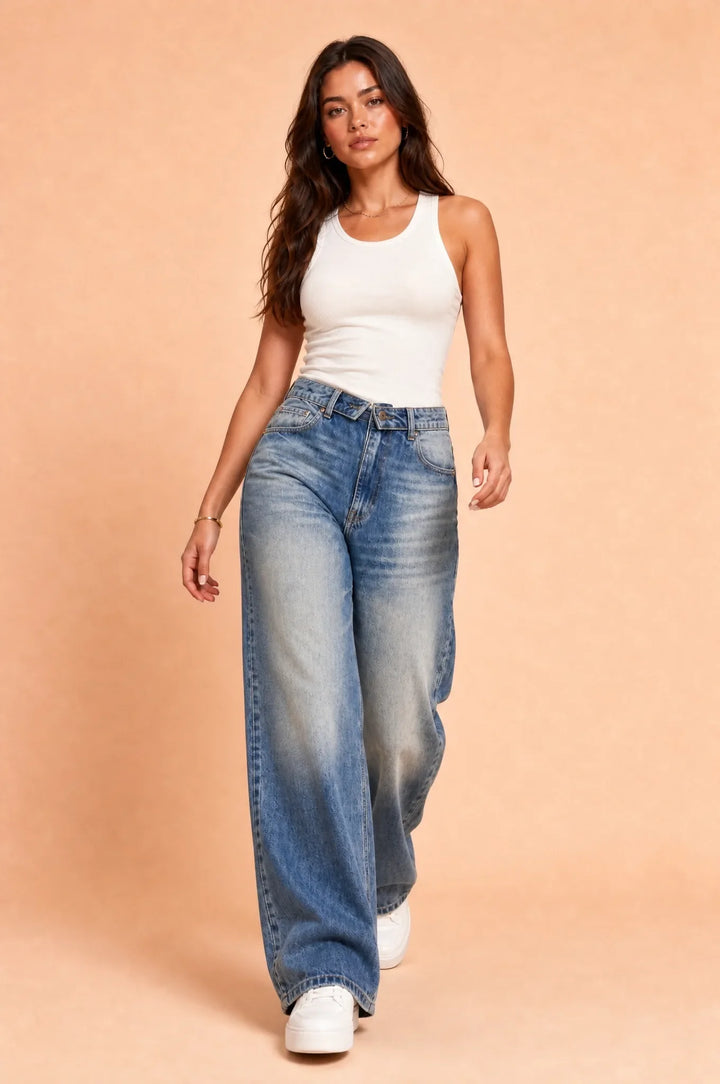 Blauer, weiter Jeans mit umklappbarem Bund