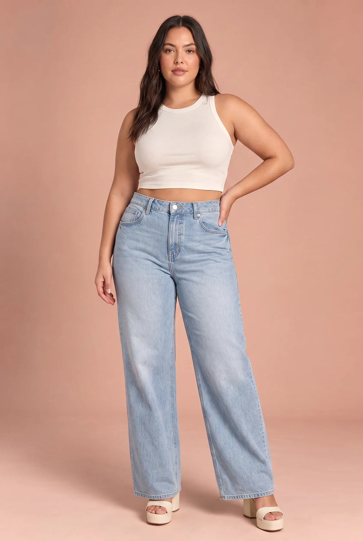 Helle Jeans, weit geschnitten