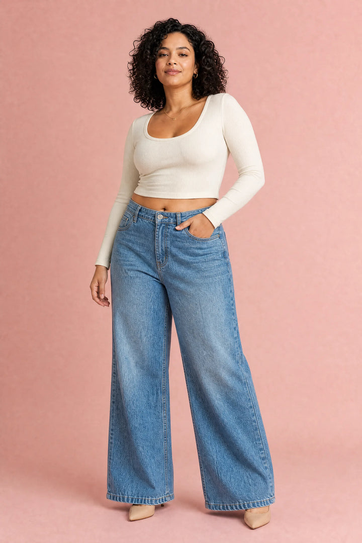 Blauer Jeans mit weitem Schnitt und mittelhoher Taille