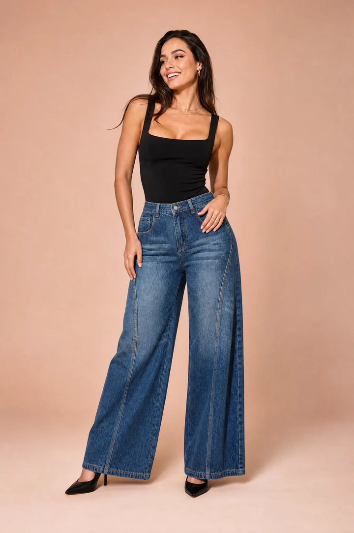 Hochtaillierte Jeans mit weitem Schnitt
