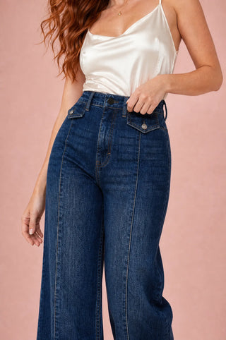 Hochtaillierte Jeans mit weitem Schnitt