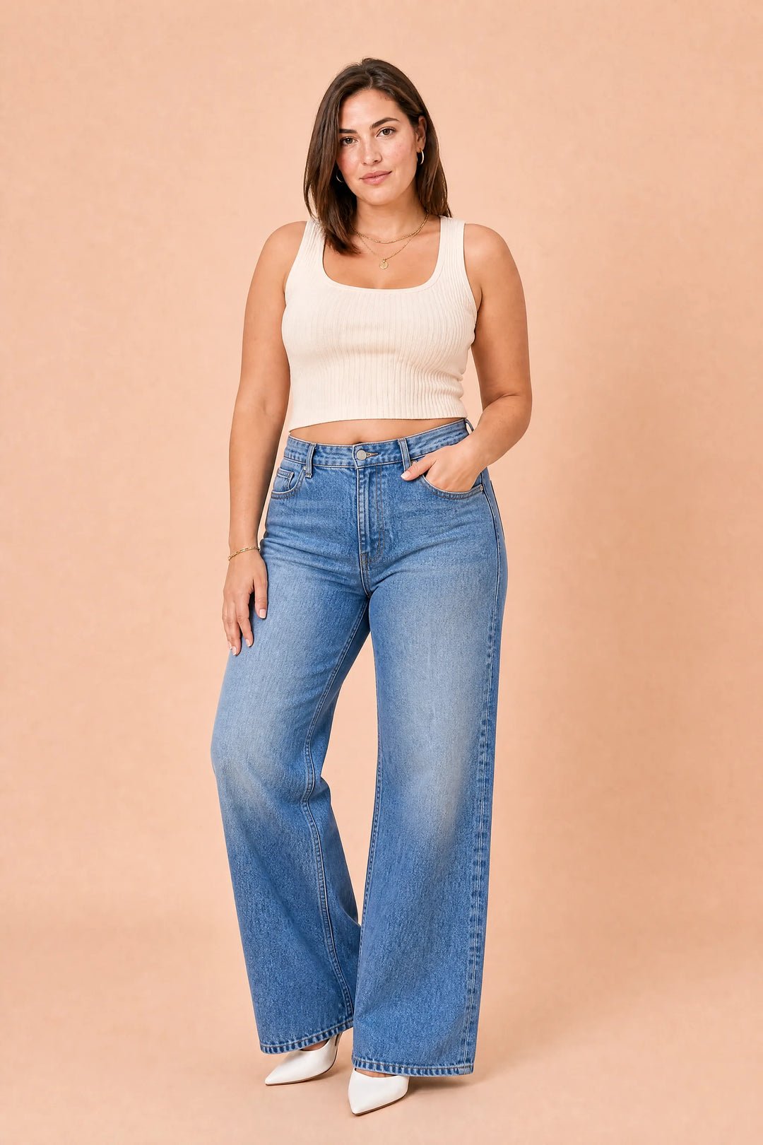 Hochtaillierte Jeans mit weitem Bein