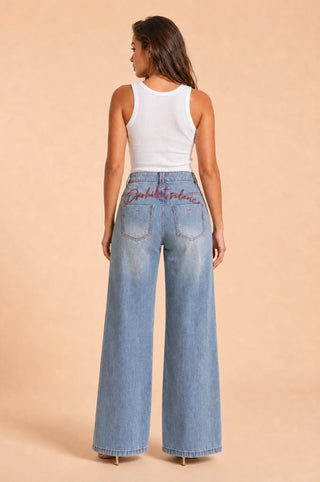 Helle Jeans mit hoher Taille und weitem Bein