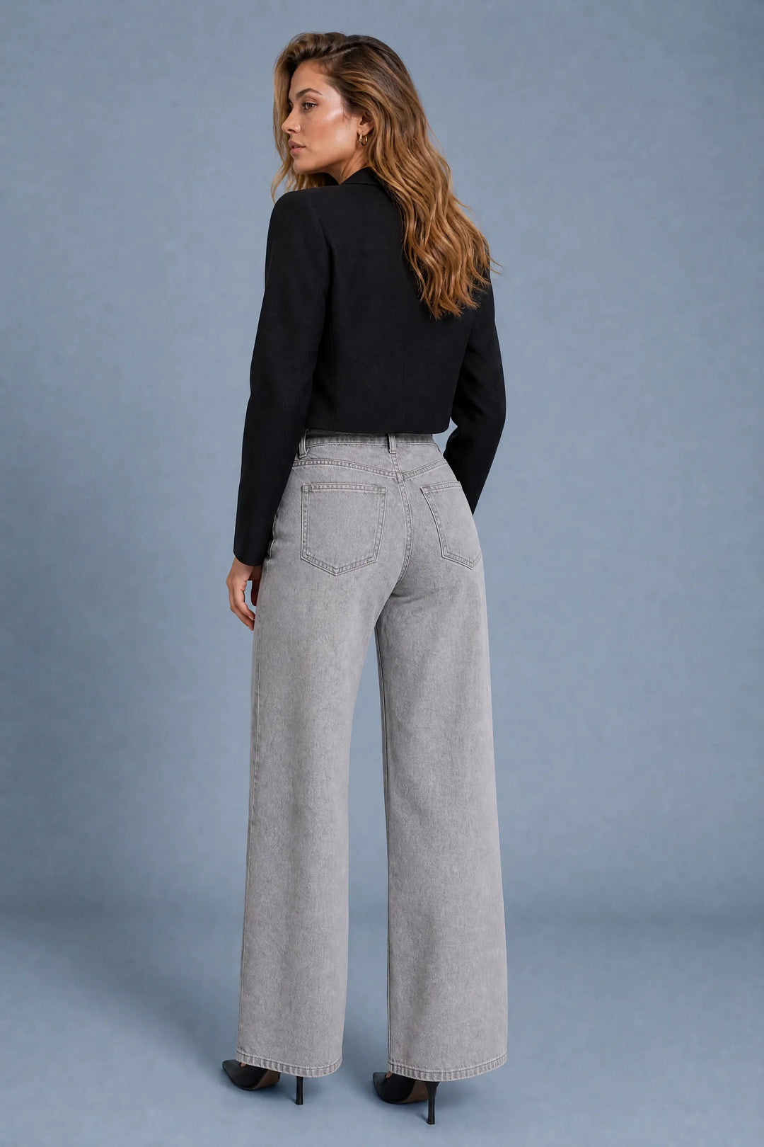 Hochtaillierte Jeans mit weitem Bein