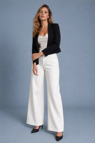 Hochtaillierte Jeans mit weitem Bein